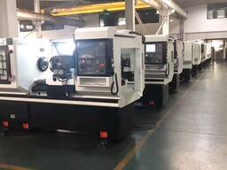Cnc lathe machine model ED560