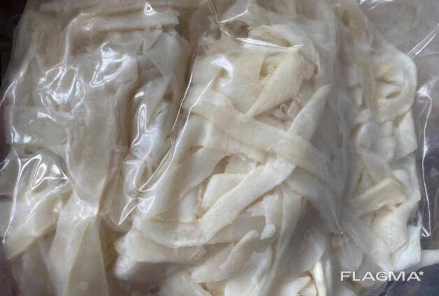 Dried salted squid strips