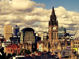 Ищем юриста в Манчестере