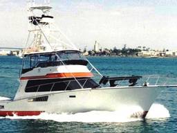 Изготавливаем 50 футовые моторные яхты типа Atlantic50 Sport Fisherman .
